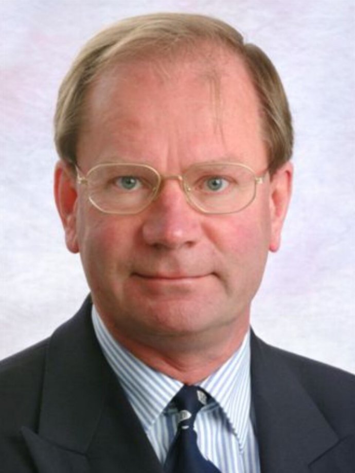 Stephen T Holgate Stephen T Holgate
